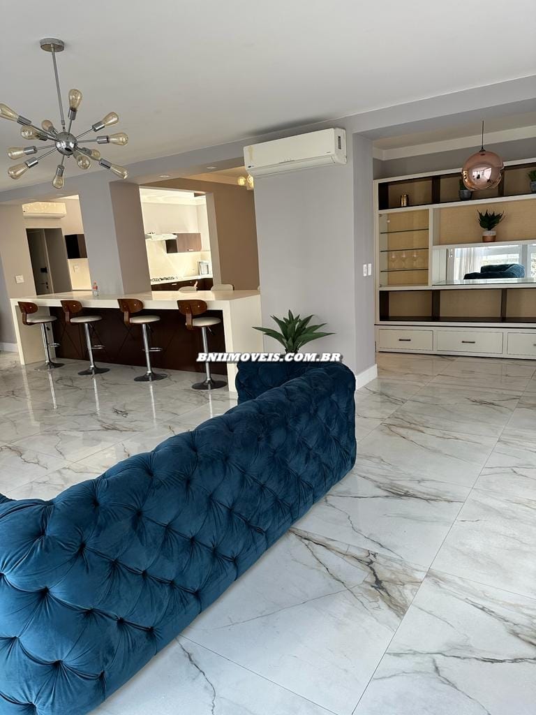Apartamento, 3 quartos, 250 m² - Foto 2