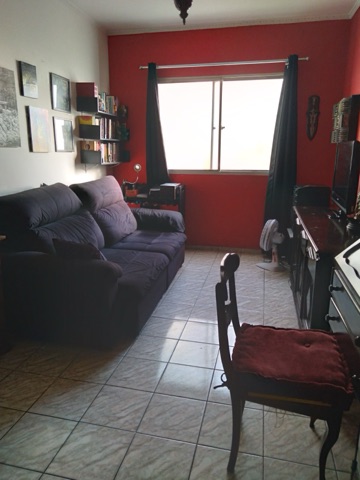 Apartamento 2 quartos e 1 banheiro, à venda, no bairro Vila Satúrnia em Campinas