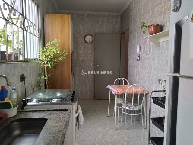 Apartamento 2 quartos e 1 banheiro, à venda, no bairro Vila Satúrnia em Campinas