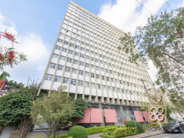Apartamento 2 quartos e 1 banheiro, à venda, no bairro Alto Da Xv em Curitiba