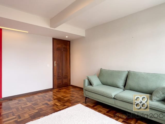 Apartamento 2 quartos e 1 banheiro, à venda, no bairro Alto Da Xv em Curitiba