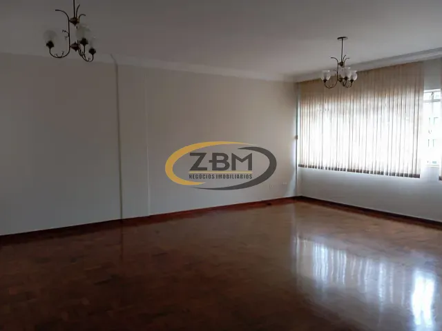 Apartamento com 246m² 3 quartos e 2 banheiros, para alugar, no bairro Centro em Londrina