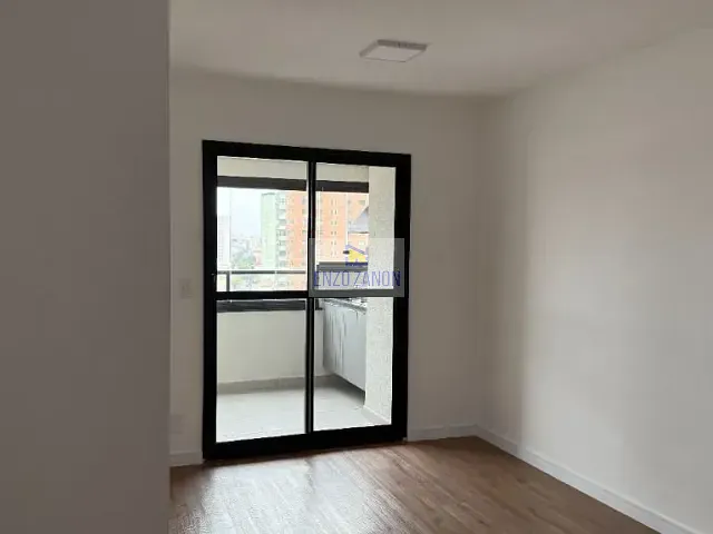 Apartamento com 54m² 2 quartos e 2 banheiros, para alugar, no bairro Parque das Nações em Santo André