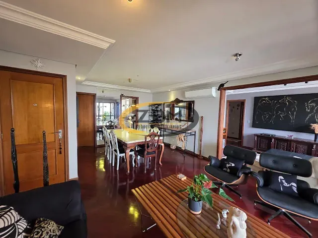 Apartamento com 157m² 3 quartos e 4 banheiros, à venda, no bairro Centro em Londrina
