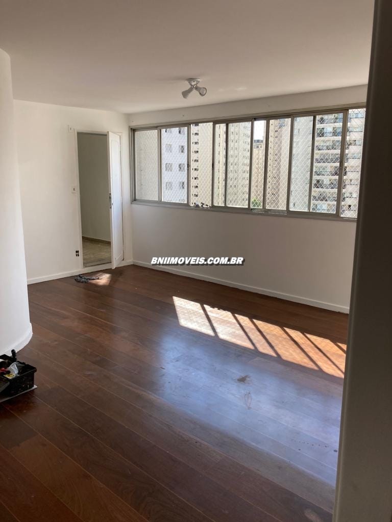 Apartamento, 3 quartos, 140 m² - Foto 1