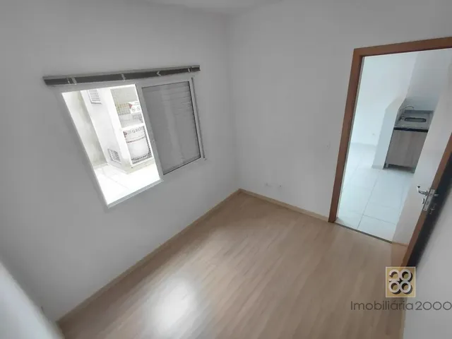Apartamento 1 quarto e 1 banheiro, para alugar, no bairro São Francisco em Curitiba