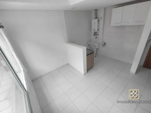 Apartamento 1 quarto e 1 banheiro, para alugar, no bairro São Francisco em Curitiba