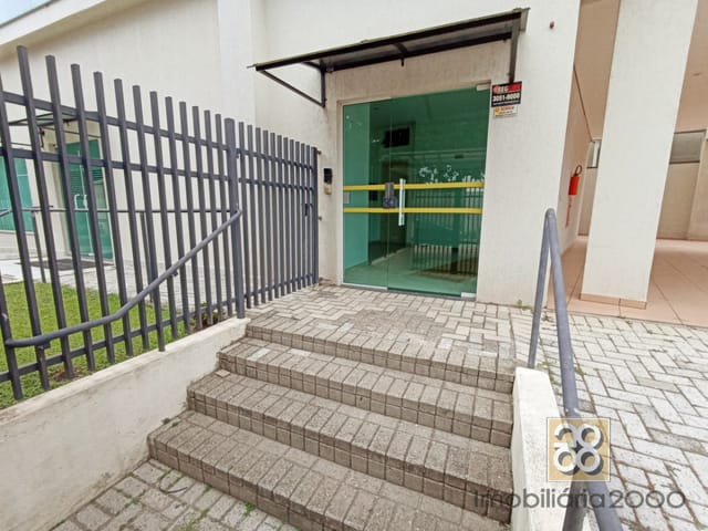 Apartamento 2 quartos e 2 banheiros, para alugar, no bairro São Francisco em Curitiba