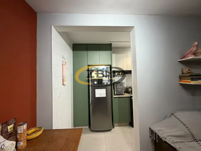 Apartamento 2 quartos e 2 banheiros, à venda, no bairro Vila Filipin em Londrina