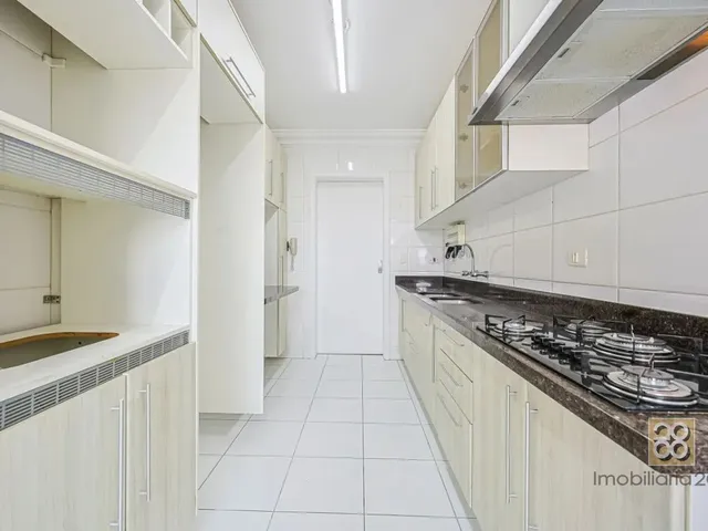 Apartamento 3 quartos e 2 banheiros, à venda, no bairro Portão em Curitiba