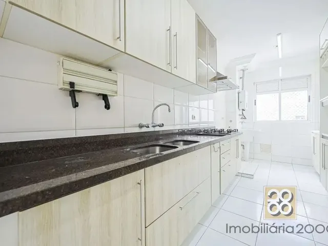 Apartamento 3 quartos e 1 banheiro, à venda, no bairro Portão em Curitiba