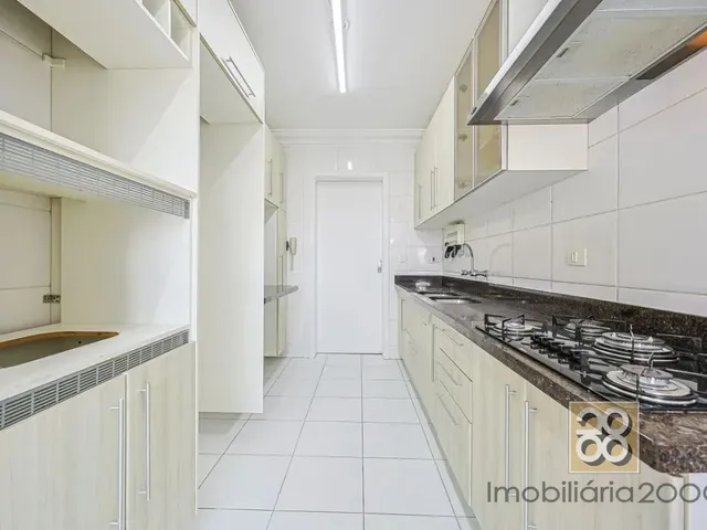 Apartamento 3 quartos e 1 banheiro, à venda, no bairro Portão em Curitiba