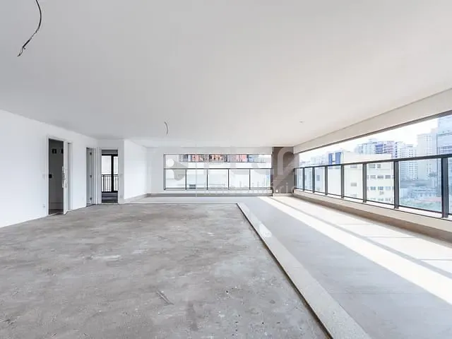Apartamento 5 quartos e 6 banheiros, à venda, no bairro Santa Cecília em São Paulo