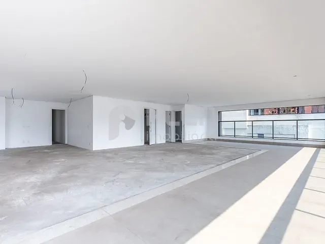 Apartamento 5 quartos e 6 banheiros, à venda, no bairro Santa Cecília em São Paulo