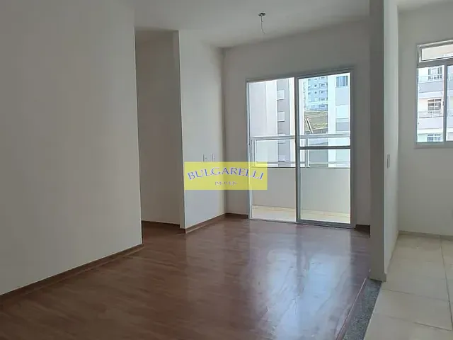 Apartamento com 60m² 3 quartos e 1 banheiro, para alugar, no bairro Jardim Carlos Gomes em Jundiaí