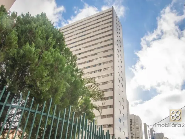 Apartamento 1 quarto e 1 banheiro, para alugar, no bairro Centro em Curitiba