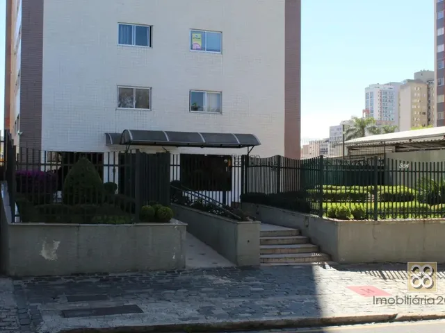 Apartamento 1 quarto e 1 banheiro, para alugar, no bairro Centro em Curitiba