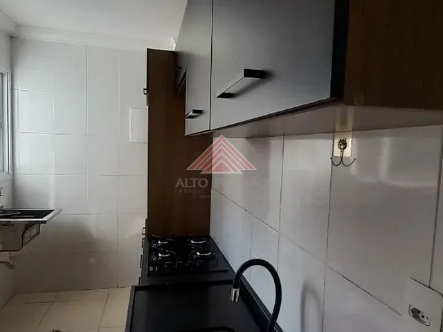 Apartamento 2 quartos e 1 banheiro, à venda, no bairro Vila Bocaina em Mauá