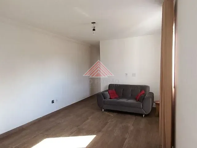 Apartamento 2 quartos e 1 banheiro, à venda, no bairro Vila Bocaina em Mauá