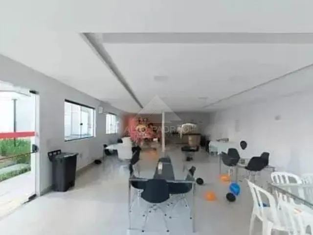 Apartamento 2 quartos e 1 banheiro, à venda, no bairro Parque São Vicente em Mauá