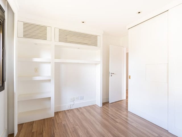 Apartamento com 591m² 4 quartos e 5 banheiros, à venda, no bairro Vila Andrade em São Paulo