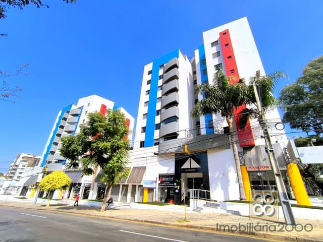 Apartamento 3 quartos e 2 banheiros, para alugar, no bairro Rebouças em Curitiba
