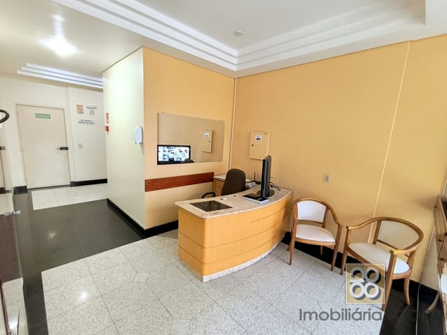 Apartamento 3 quartos e 2 banheiros, para alugar, no bairro Rebouças em Curitiba