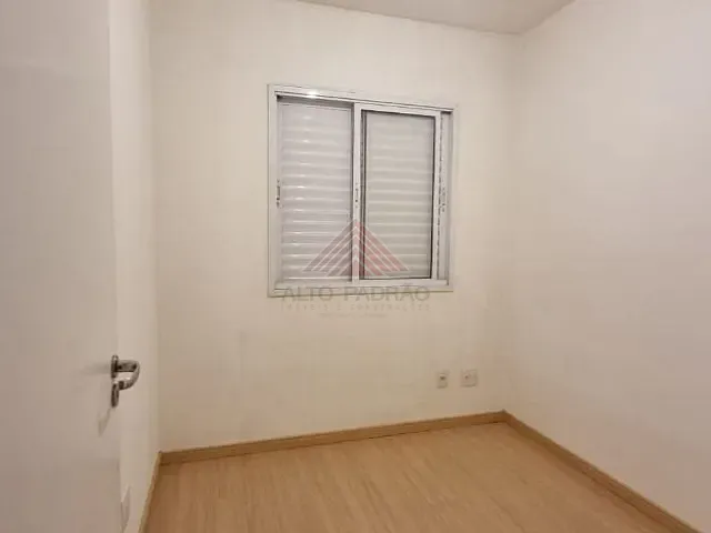Apartamento com 60m² 3 quartos e 1 banheiro, para alugar, no bairro Vila Pires em Santo André