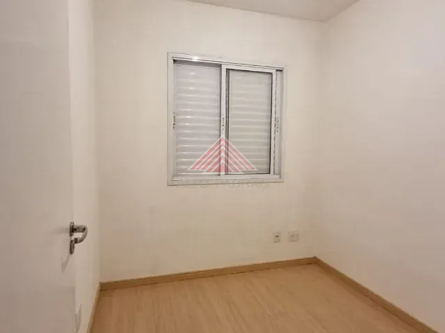 Apartamento com 60m² 3 quartos e 1 banheiro, para alugar, no bairro Vila Pires em Santo André