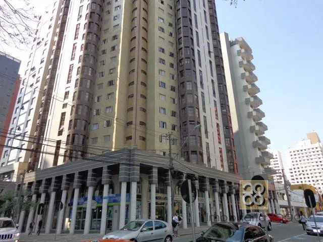 Apartamento 2 quartos e 3 banheiros, à venda, no bairro Batel em Curitiba