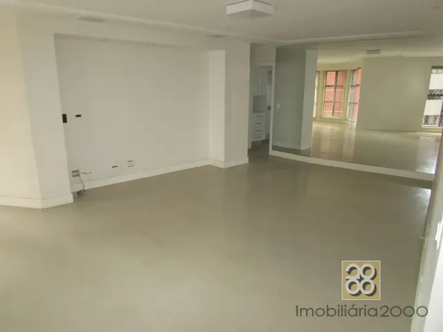 Apartamento à venda, no bairro Batel em Curitiba