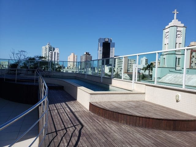 Apartamento com 117m² 3 quartos e 2 banheiros, à venda, no bairro Centro em Itajaí