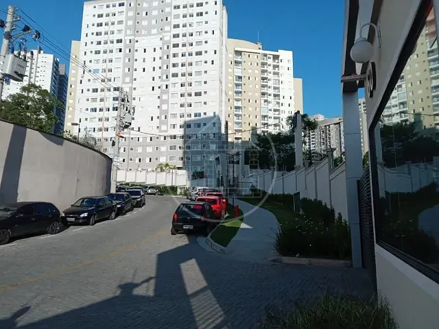 Apartamento 2 quartos e 1 banheiro, para alugar, no bairro vila Andrade em São Paulo