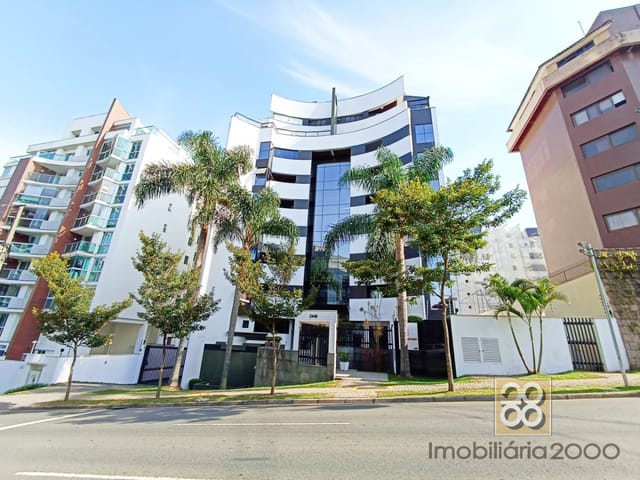 Apartamento 1 quarto e 1 banheiro, para alugar, no bairro Bigorrilho em Curitiba
