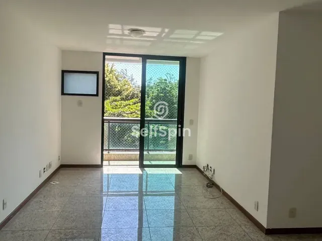 Apartamento com 90m² 2 quartos e 1 banheiro, para alugar, no bairro Charitas em Niterói