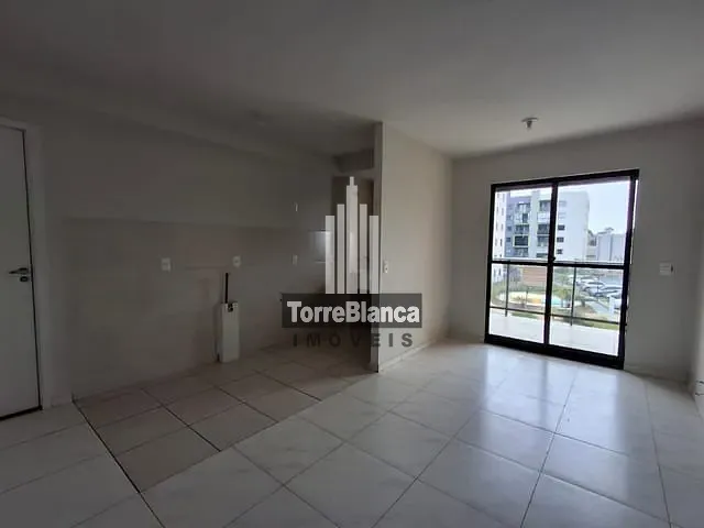 Apartamento 3 quartos e 2 banheiros, à venda, no bairro Uvaranas em Ponta Grossa