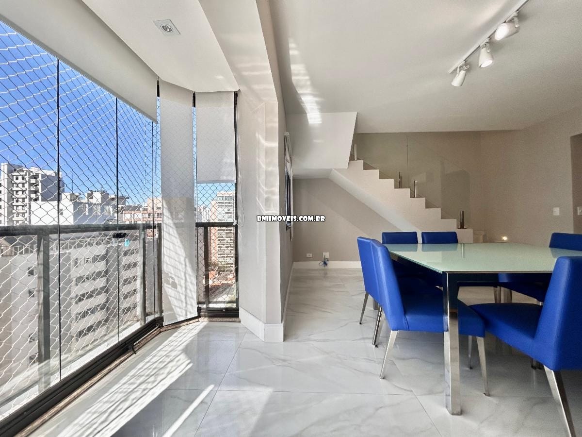 Cobertura à venda com 3 quartos, 291m² - Foto 3