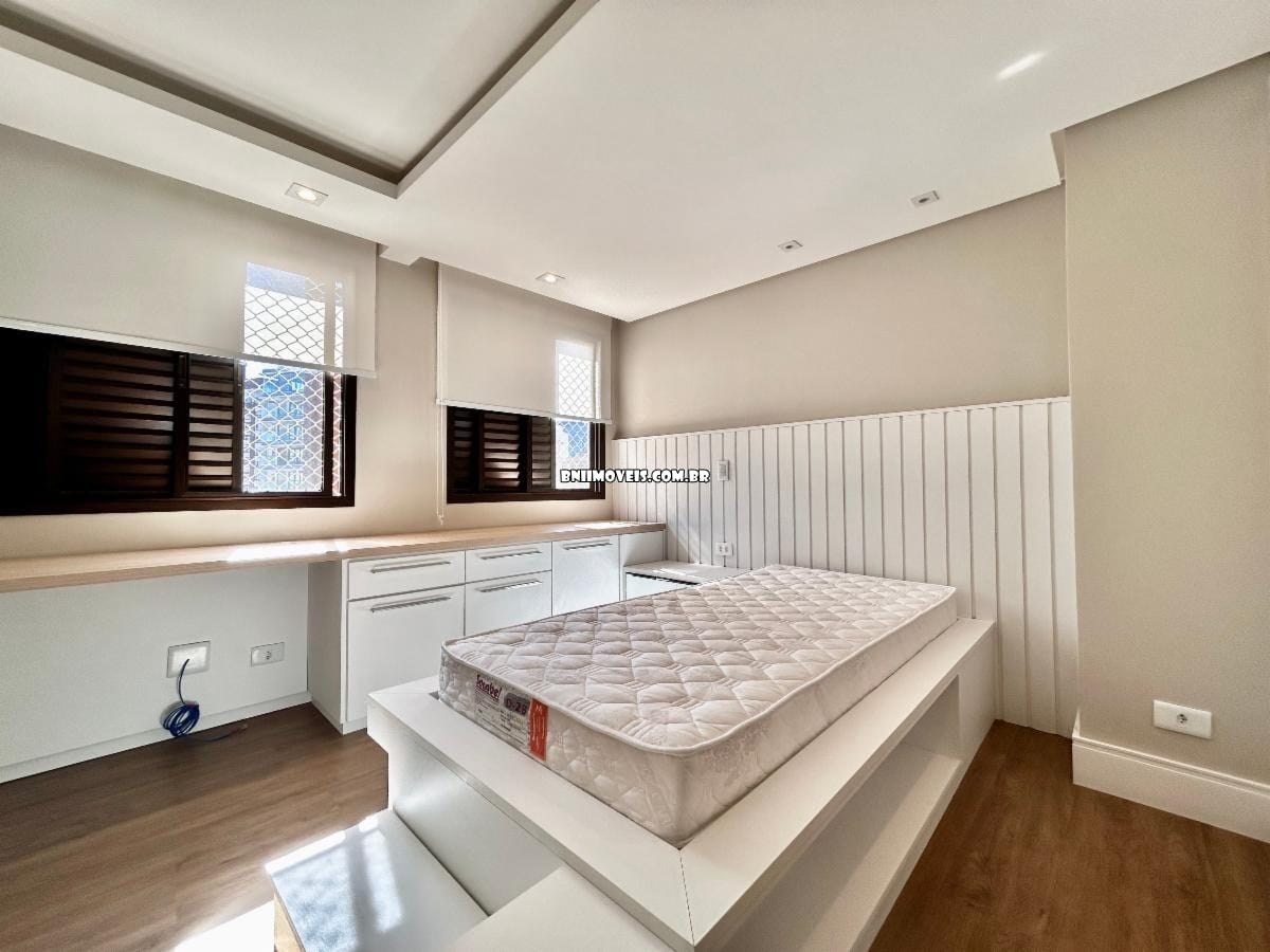 Cobertura à venda com 3 quartos, 291m² - Foto 7