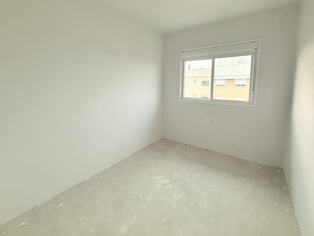 Apartamento 2 quartos e 1 banheiro, à venda, no bairro Panazzolo em Caxias do Sul