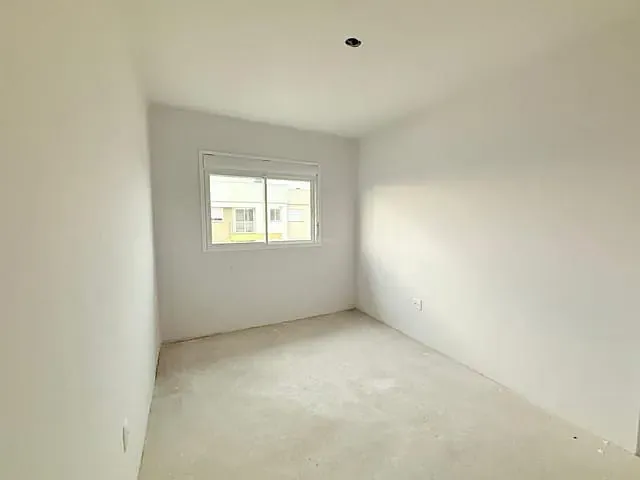 Apartamento 2 quartos e 1 banheiro, à venda, no bairro Panazzolo em Caxias do Sul