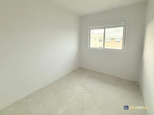 Apartamento 2 quartos e 1 banheiro, à venda, no bairro Panazzolo em Caxias do Sul