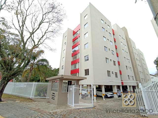 Apartamento 2 quartos e 1 banheiro, para alugar, no bairro Água Verde em Curitiba