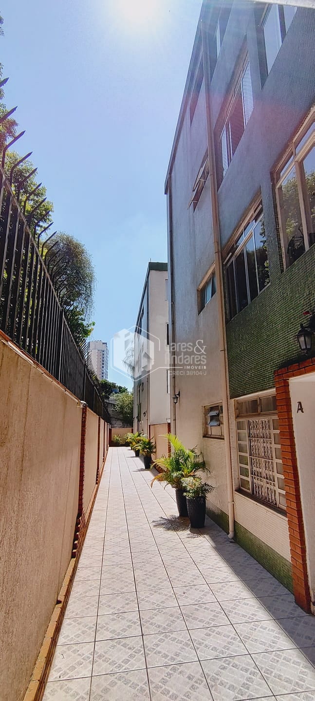 Apartamento à venda com 2 quartos, 62m² - Foto 3