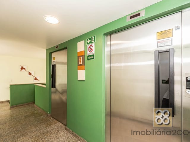 Apartamento 1 quarto e 1 banheiro, à venda, no bairro Centro em Curitiba