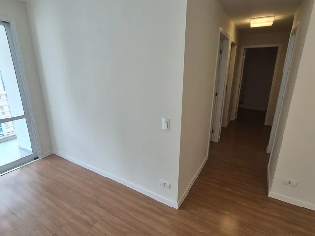 Apartamento com 142m² 3 quartos e 2 banheiros, para alugar, no bairro Gleba Fazenda Palhano em Londrina