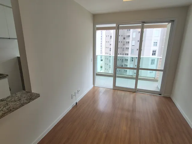Apartamento com 142m² 3 quartos e 2 banheiros, para alugar, no bairro Gleba Fazenda Palhano em Londrina