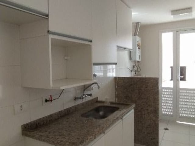 Apartamento com 142m² 3 quartos e 2 banheiros, para alugar, no bairro Gleba Fazenda Palhano em Londrina