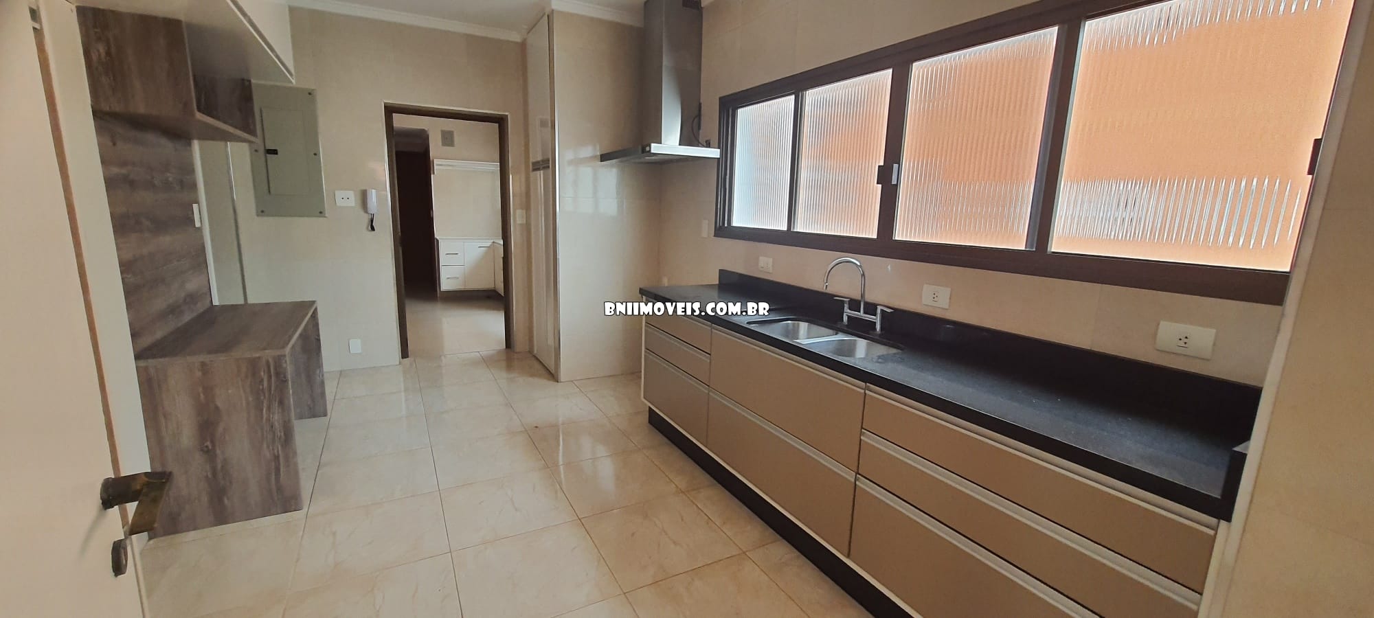 Apartamento, 3 quartos, 245 m² - Foto 3