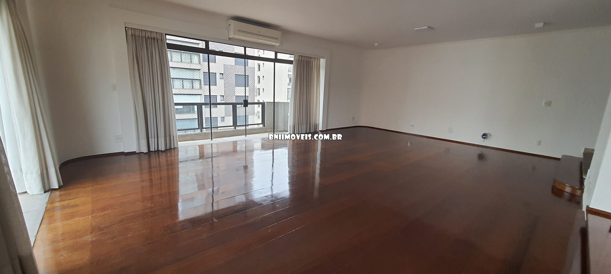 Apartamento, 3 quartos, 245 m² - Foto 9