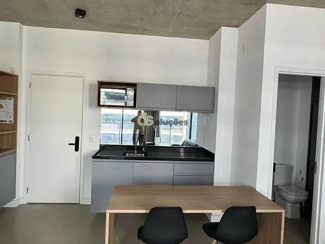 Apartamento 1 quarto e 1 banheiro, à venda, no bairro Vila Olímpia em São Paulo
